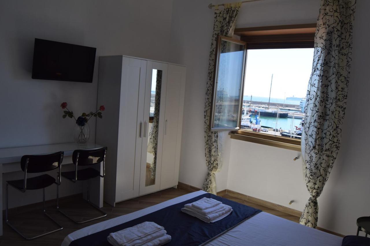 B&B Il Veliero Civitavecchia Exteriör bild