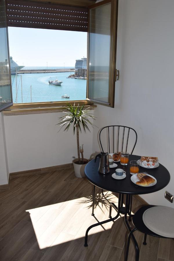B&B Il Veliero Civitavecchia Exteriör bild